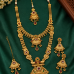 Traditional Gold Set