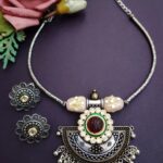 Vintage Charm Necklace Set
